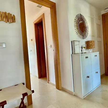 Golden Mile Sea View Apartment *